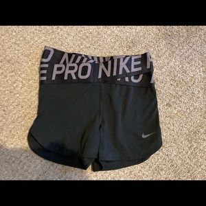 Nike Pro Intertwist shorts size XS